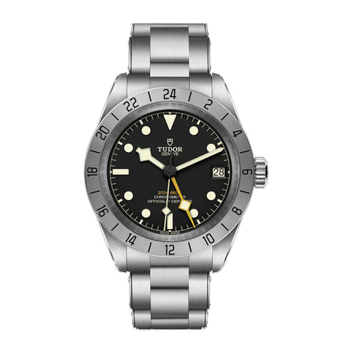 39mm Tudor Black Bay Pro gents watch featuring a black dial with a stainless steel case and watch bracelet.